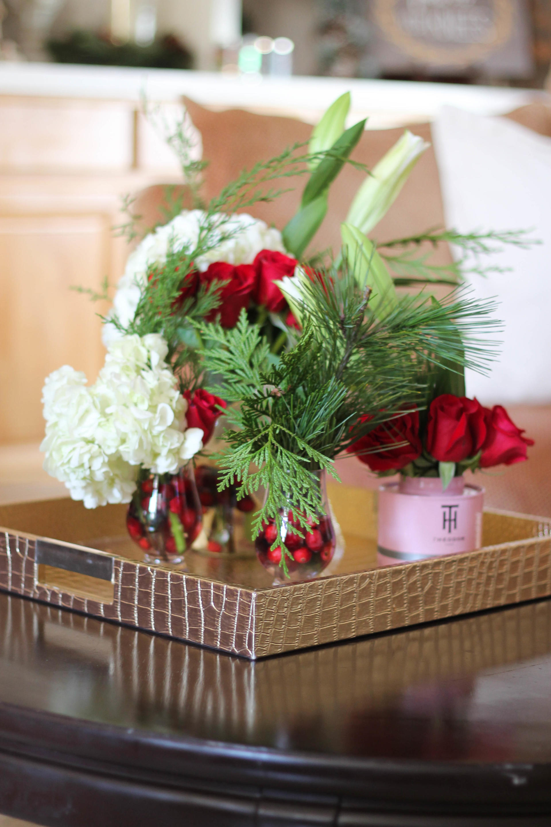 Christmas Flowers by New York style blogger Style Waltz