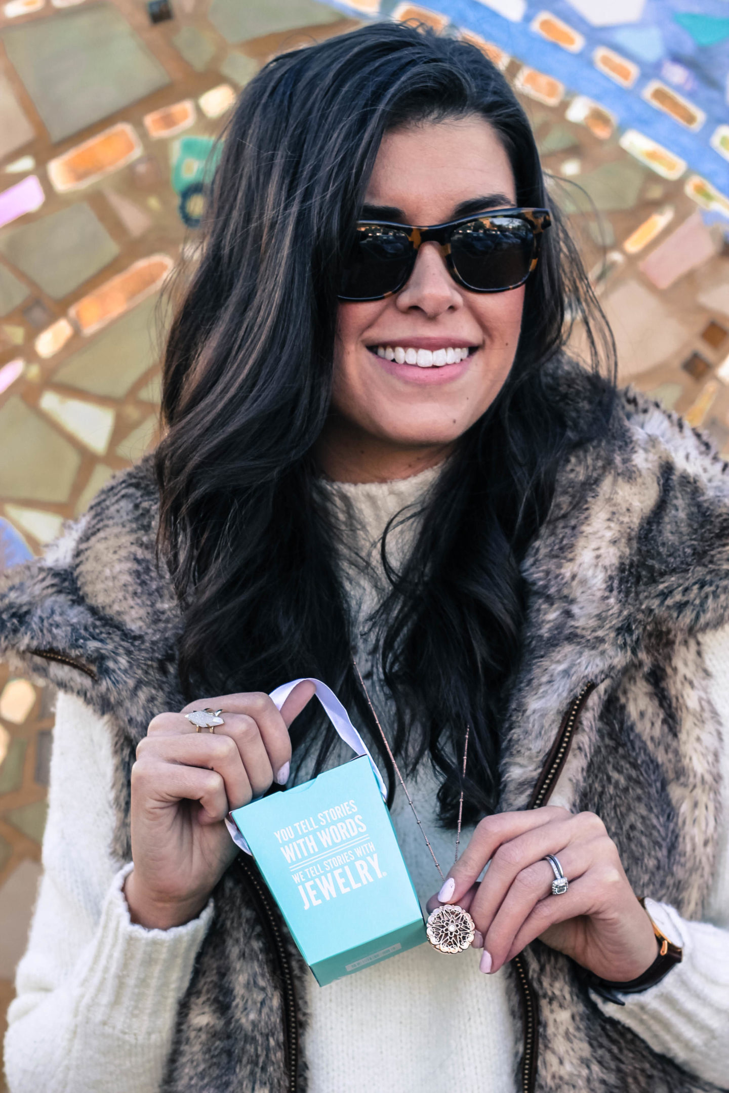 The Perfect Christmas Present With Origami Owl: Essential Oil Necklace - A Christmas With Origami Owl Lockets by New Jersey style blogger Style Waltz