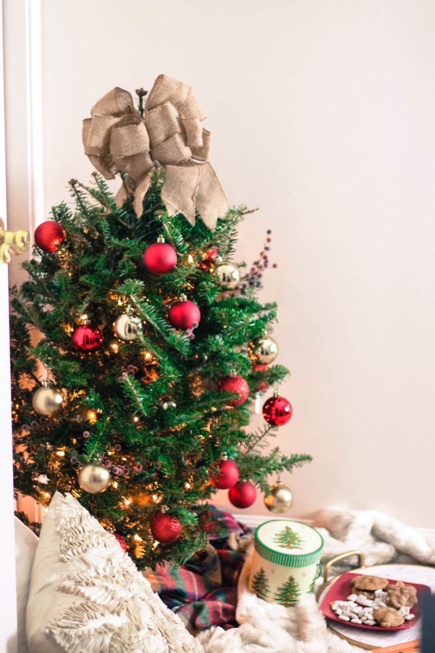 Apartment Therapy: Creating A Cozy Christmas Corner
